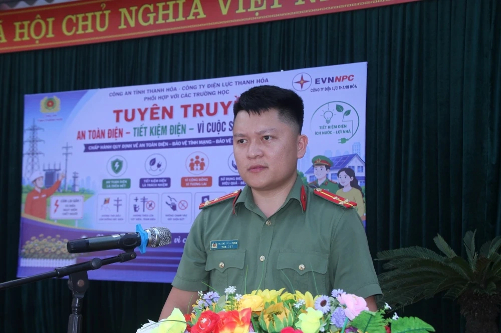 Tuyên truyền nâng cao nhận thức và trách nhiệm của công dân về an toàn điện