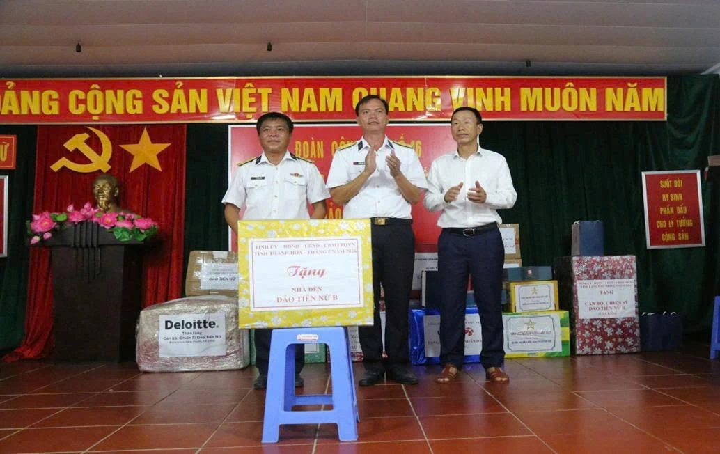 Từ xứ Thanh đến Trường Sa - Hành trình của niềm tin