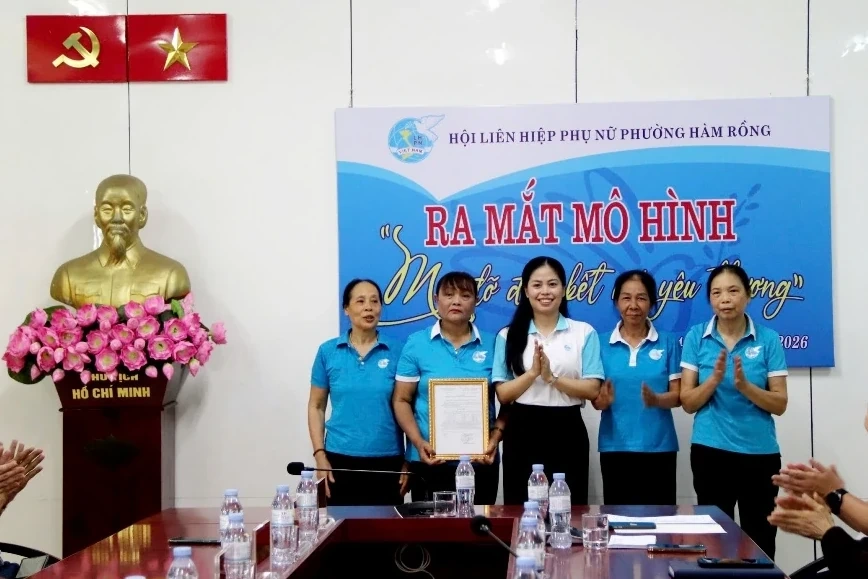 Phụ nữ phường Hàm Rồng ra mắt mô hình mẹ đỡ đầu trẻ mồ côi