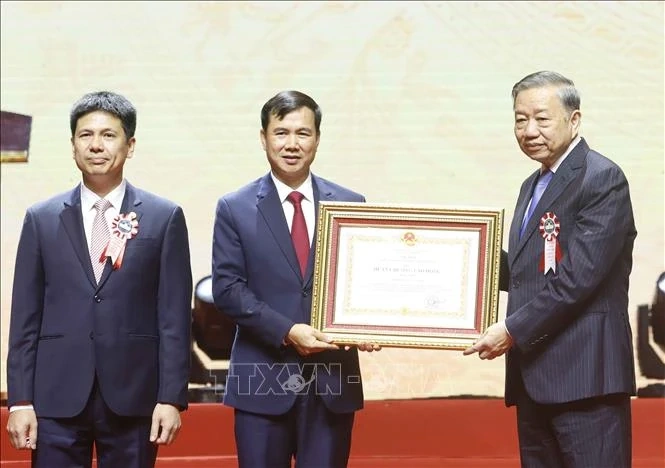 Tổng Bí thư, Chủ tịch nước Tô Lâm: Đại học Quốc gia Hà Nội tiếp tục vươn lên trở thành biểu tượng của trí tuệ Việt Nam