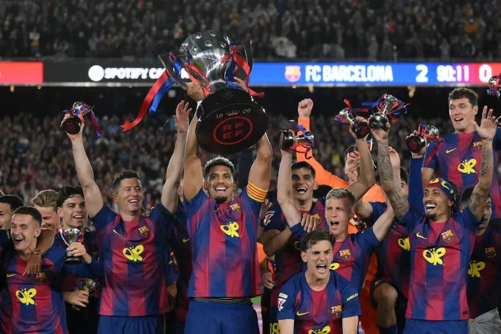 U17 Việt Nam quyết đấu UAE tranh vé World Cup; Barcelona đăng quang La Liga sớm 3 vòng đấu