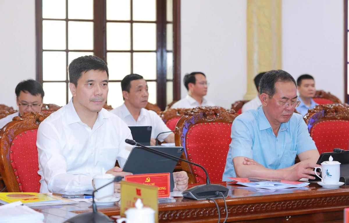 Ban Thường vụ Tỉnh ủy cho ý kiến nhiều nội dung quan trọng về đầu tư công và phát triển hạ tầng