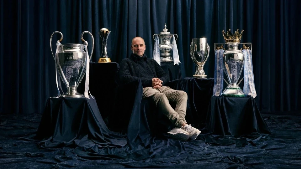 CLB Thanh Hóa tiếp tục bị FIFA cấm chuyển nhượng lần thứ 5 trong năm 2026; Carrick chính thức được bổ nhiệm làm HLV trưởng MU