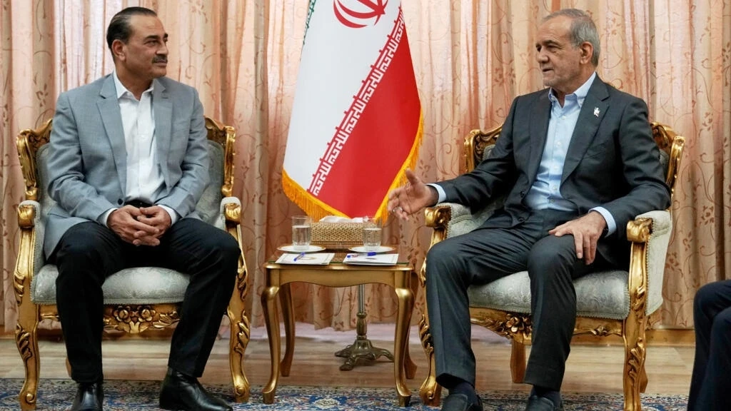 Iran tuyên bố sẵn sàng cho “cuộc chiến lịch sử”