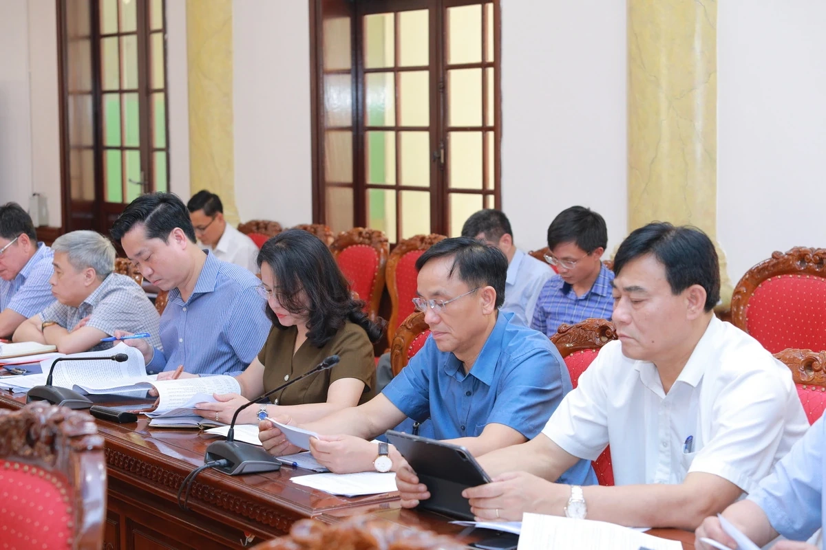 Thống nhất thời gian tổ chức sơ kết 1 năm thực hiện chính quyền địa phương 2 cấp