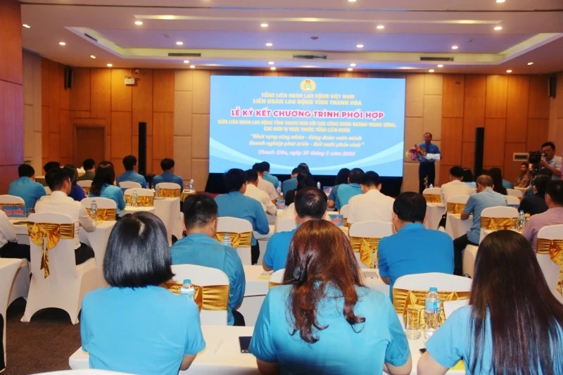 Ký kết chương trình phối hợp công tác giữa LĐLĐ tỉnh với các công đoàn ngành Trung ương, các đơn vị trực thuộc Tổng LĐLĐ Việt Nam