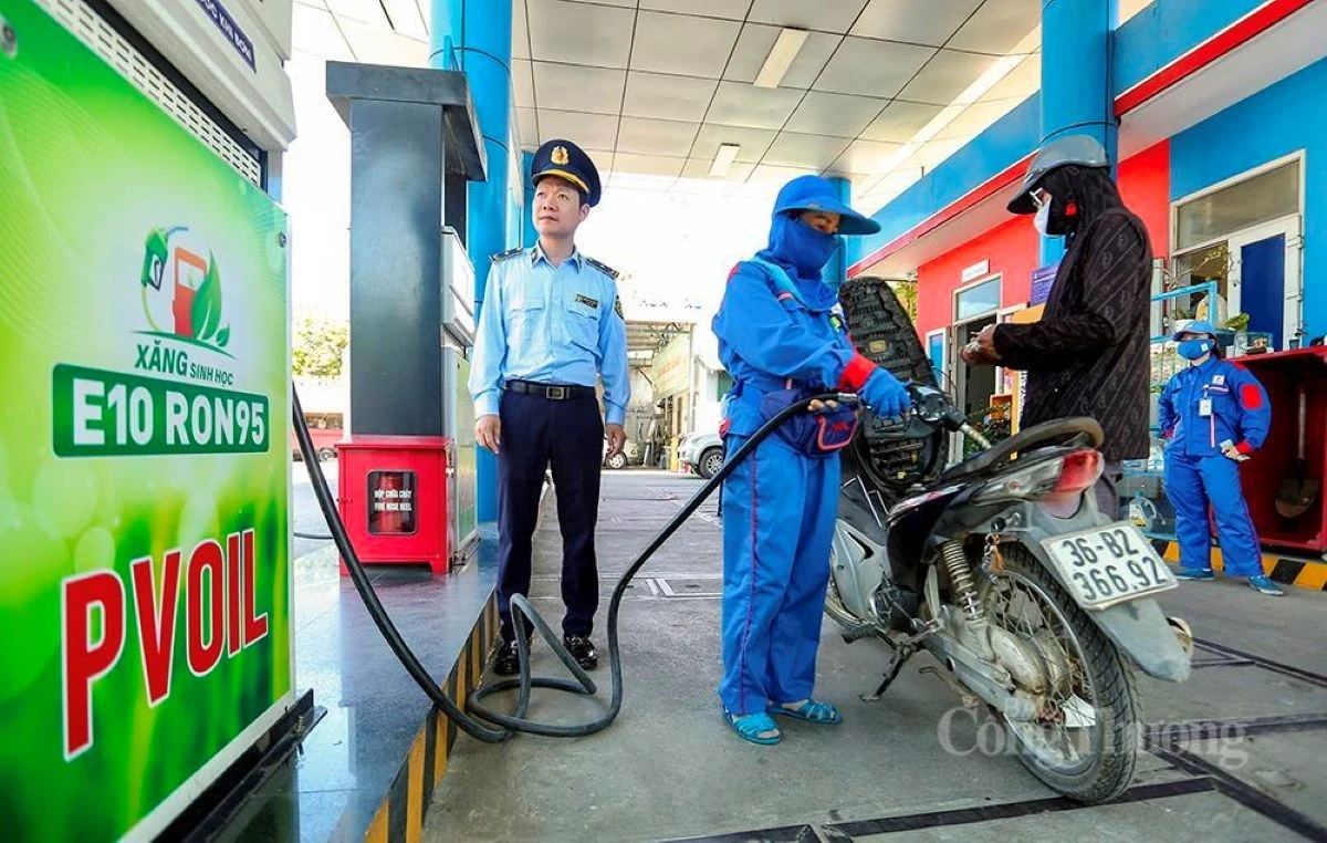“Phủ sóng” xăng E10: Từ lộ trình chuyển đổi đến sự an tâm của người sử dụng