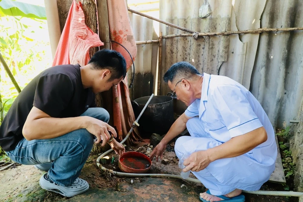 Giám sát, hỗ trợ công tác phòng, chống bệnh truyền nhiễm tại một số địa phương
