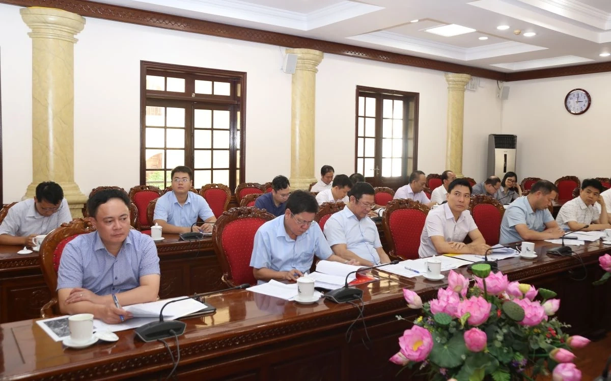 Thực hiện tốt nhiệm vụ sắp xếp thôn, tổ dân phố để gần dân, sát dân, phục vụ Nhân dân tốt hơn