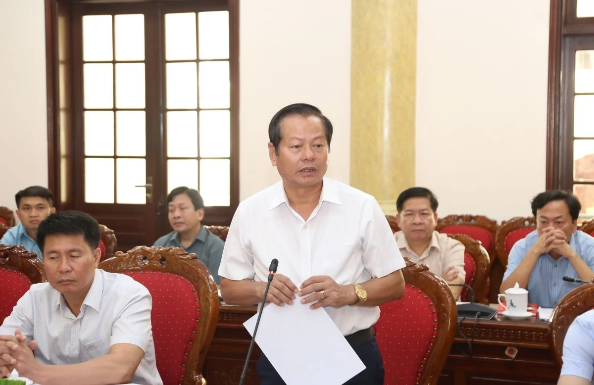 Thực hiện tốt nhiệm vụ sắp xếp thôn, tổ dân phố để gần dân, sát dân, phục vụ Nhân dân tốt hơn