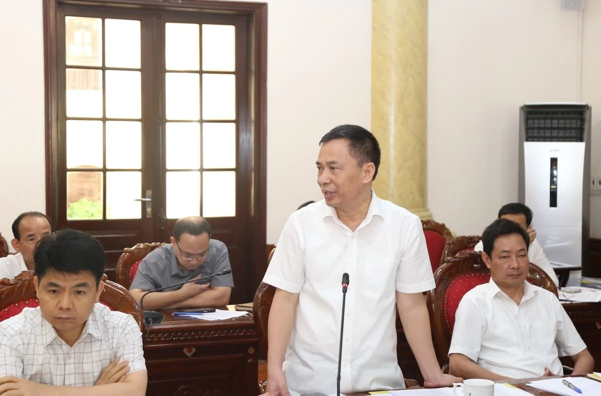 Thực hiện tốt nhiệm vụ sắp xếp thôn, tổ dân phố để gần dân, sát dân, phục vụ Nhân dân tốt hơn