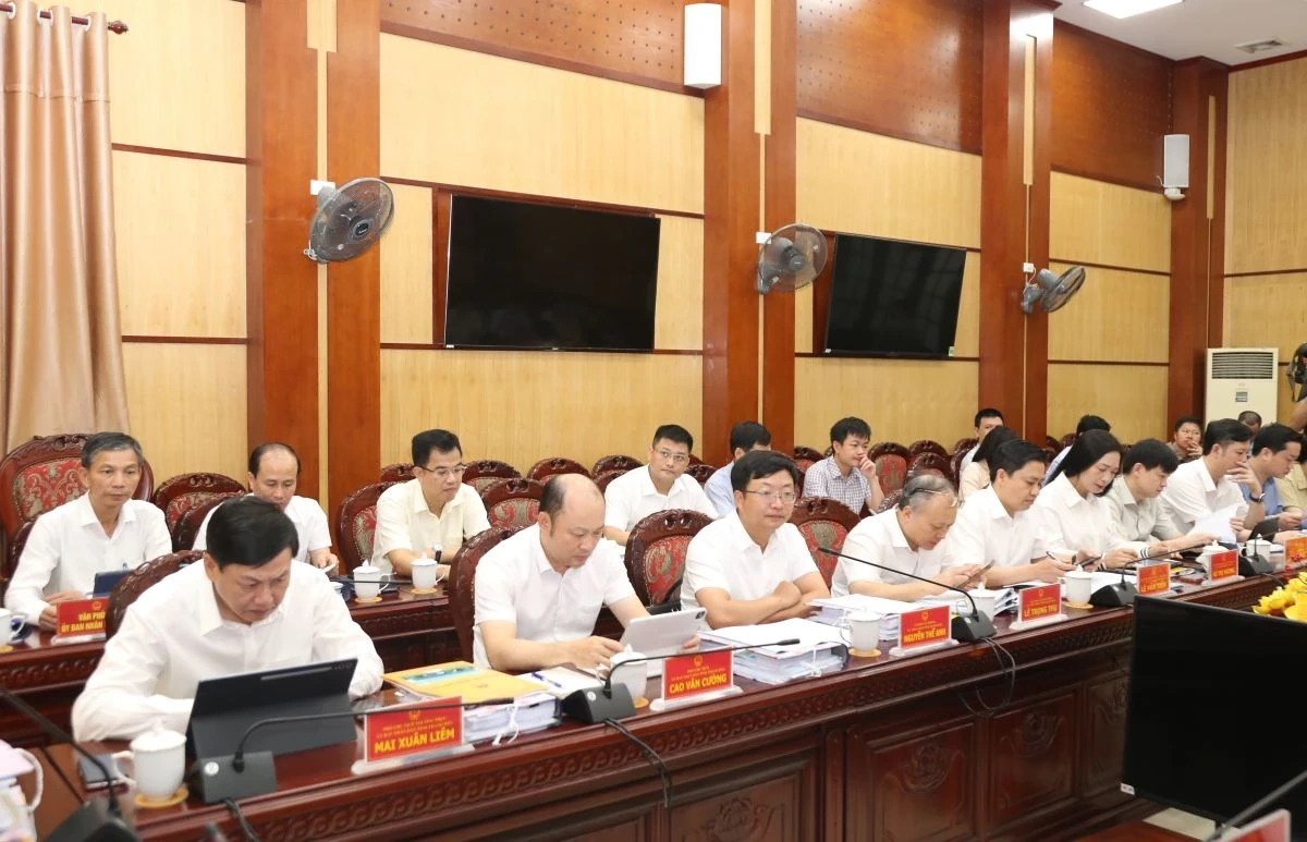 Thảo luận, quyết định các nhiệm vụ trọng tâm phát triển kinh tế - xã hội tháng 6/2026