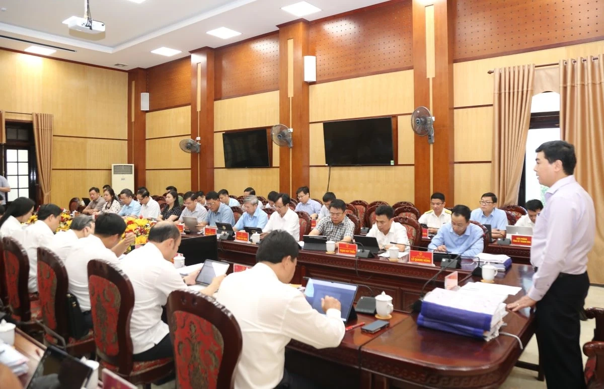 Thảo luận, quyết định các nhiệm vụ trọng tâm phát triển kinh tế - xã hội tháng 6/2026