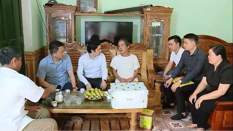 Khi người trụ cột không trở về...