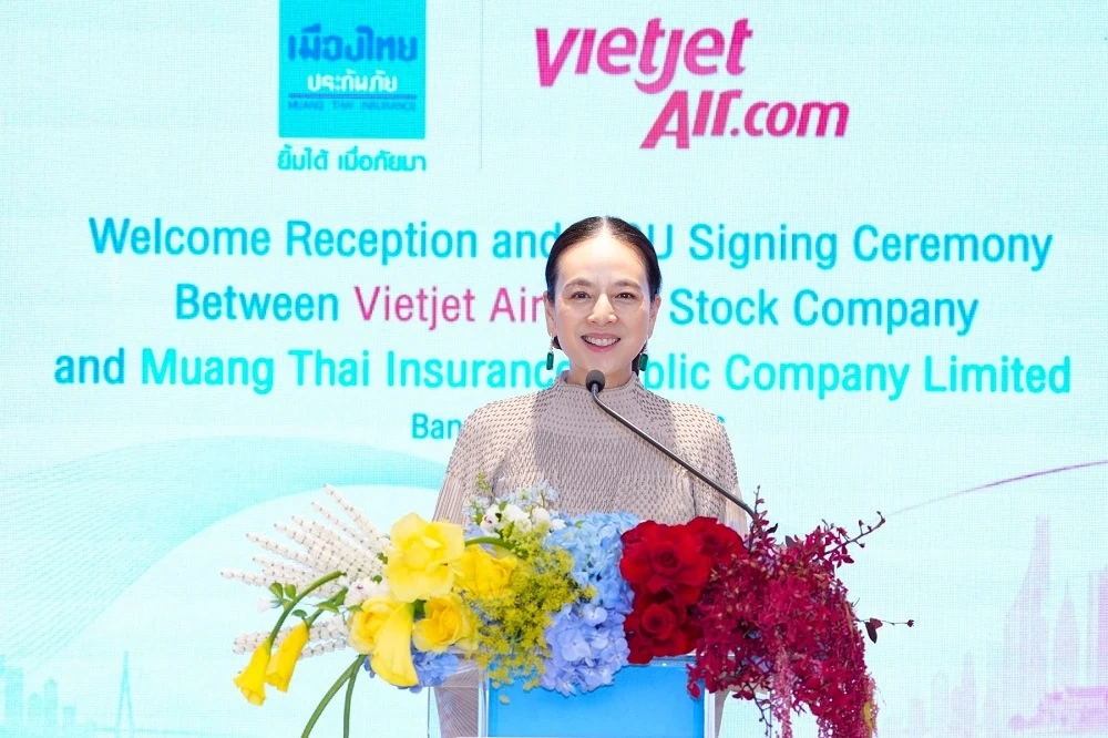 Madam Pang và Tiến sĩ Nguyễn Thị Phương Thảo đồng hành vì bóng đá và tình hữu nghị Việt Nam – Thái Lan