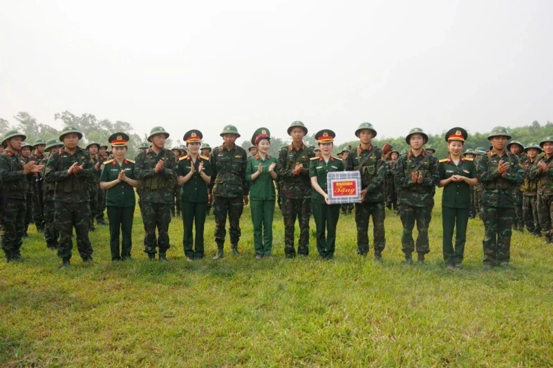 Chiến sĩ mới Sư đoàn 341 hoàn thành tốt nội dung 3 tiếng nổ