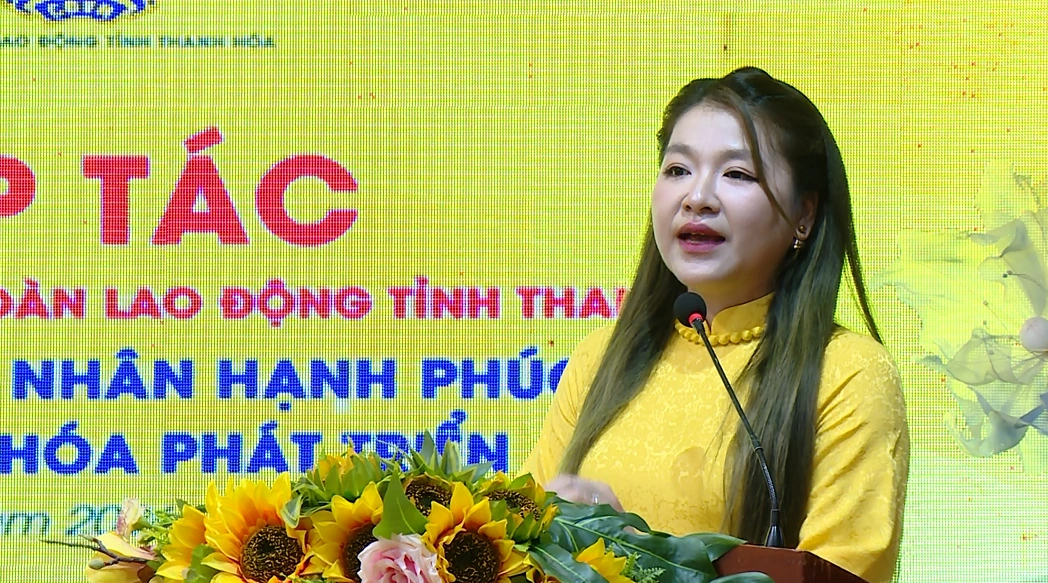 Liên đoàn Lao động và Hiệp hội Doanh nhân nữ tỉnh Thanh Hóa ký kết chương trình phối hợp