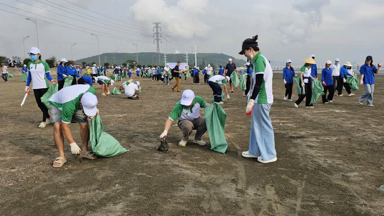 Công ty TNHH Nhiệt điện Nghi Sơn 2 hưởng ứng Ngày môi trường thế giới