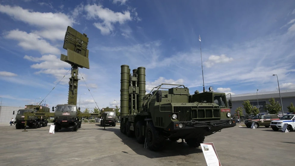 Ấn Độ đàm phán mua thêm tên lửa S-400 của Nga, bất chấp sức ép từ Mỹ