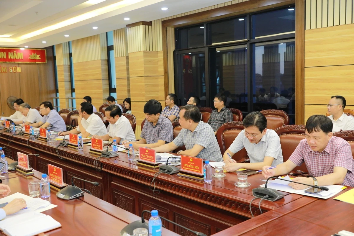 Bí thư Tỉnh ủy Lê Đức Thái: Xử lý các dự án tồn đọng là nhiệm vụ chính trị cấp thiết
