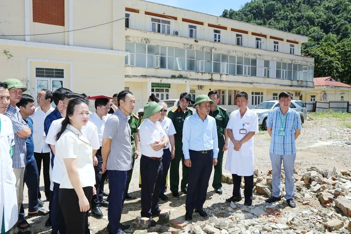 Bí thư Tỉnh ủy Lê Đức Thái thăm, kiểm tra tại các xã Quan Sơn, Tam Lư, Tam Thanh