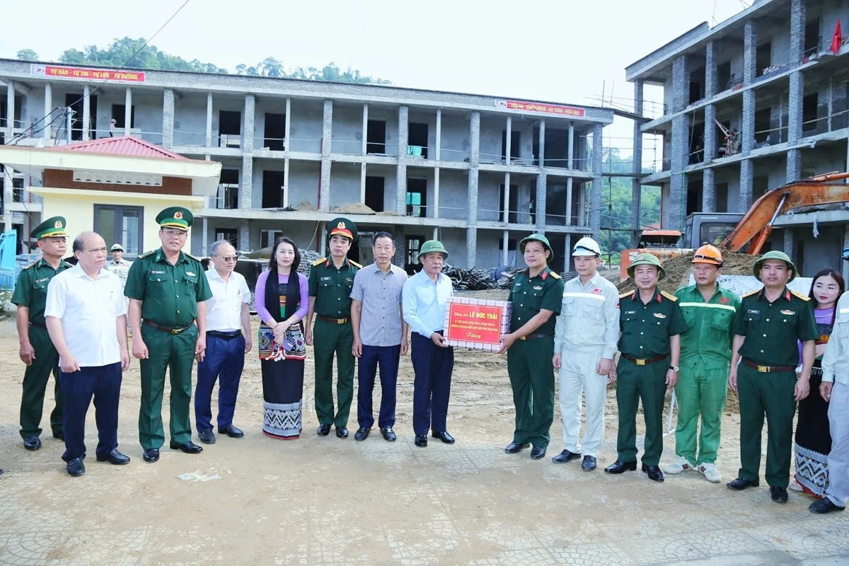 Bí thư Tỉnh ủy Lê Đức Thái thăm, kiểm tra tại các xã Quan Sơn, Tam Lư, Tam Thanh