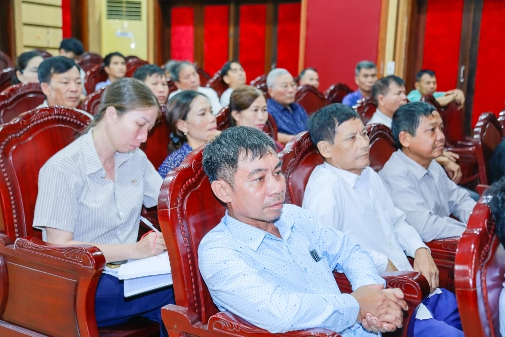 Đại biểu HĐND tỉnh tiếp xúc cử tri các xã Vĩnh Lộc, Tây Đô