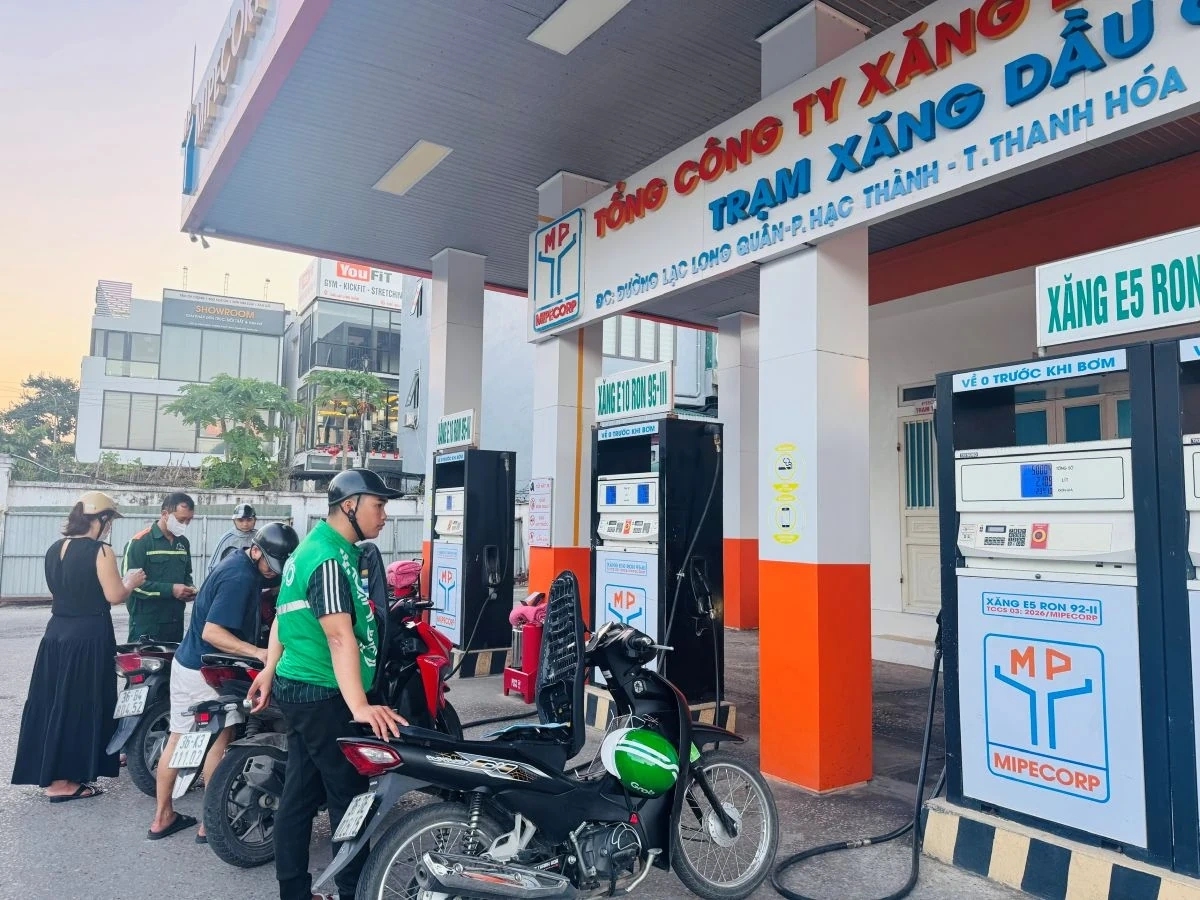 Ghi nhận ngày đầu xăng E10 bán đại trà trên địa bàn tỉnh Thanh Hóa