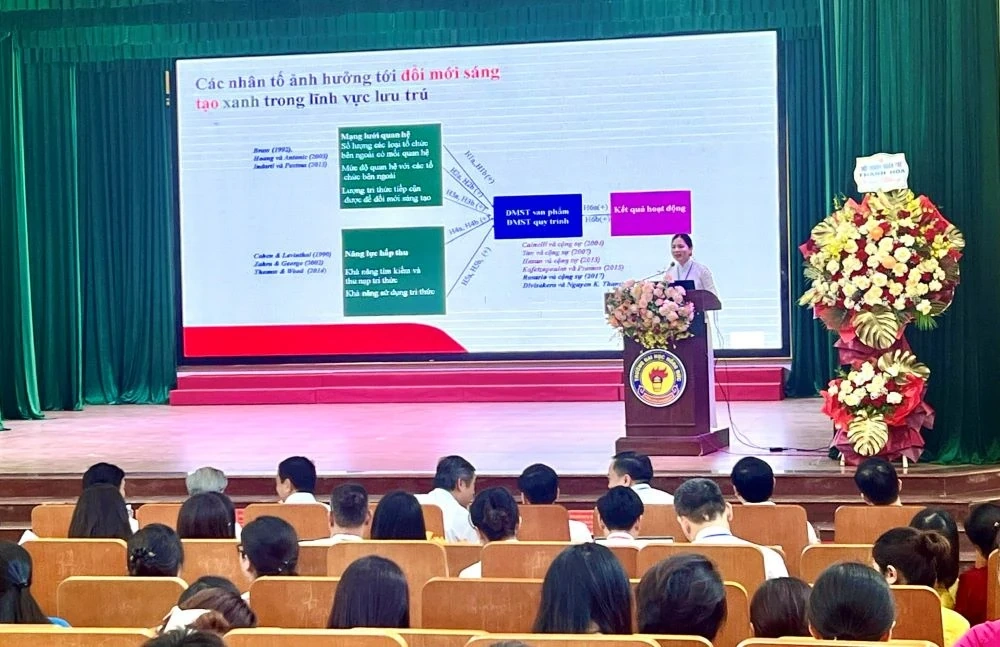 Hội thảo khoa học quốc gia về chuyển đổi kép trong phát triển kinh tế bền vững