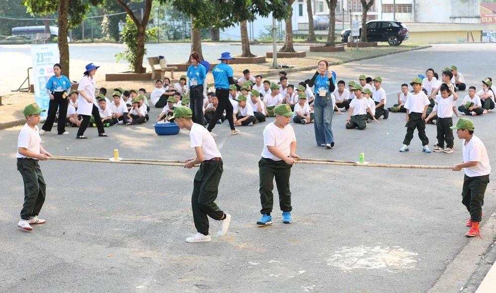 Vinamilk cùng chung tay vì một mùa hè hạnh phúc, an toàn cho trẻ em Việt Nam