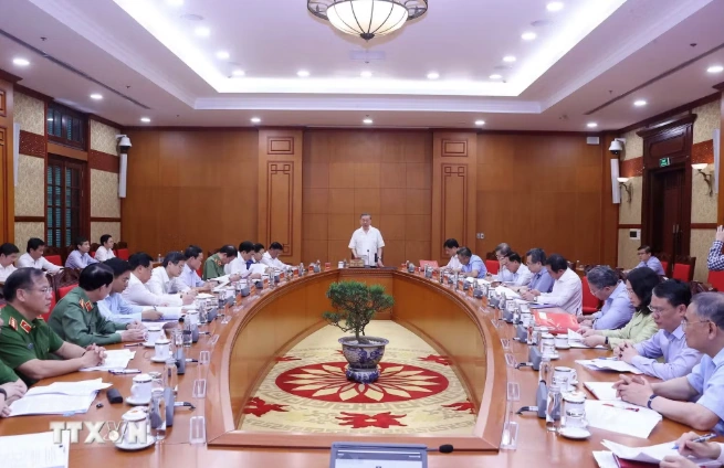 Tổng Bí thư, Chủ tịch nước Tô Lâm: Không để xã hội giàu lên về vật chất nhưng nghèo đi về văn hóa, đạo đức và các giá trị nhân văn