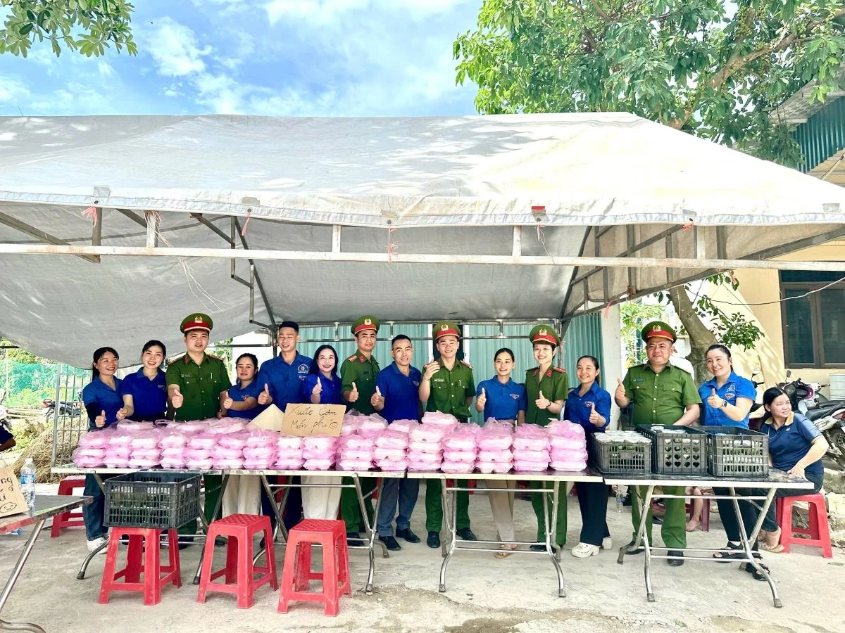 Những hình ảnh đẹp tại kỳ thi vào lớp 10 THPT công lập năm học 2026-2027