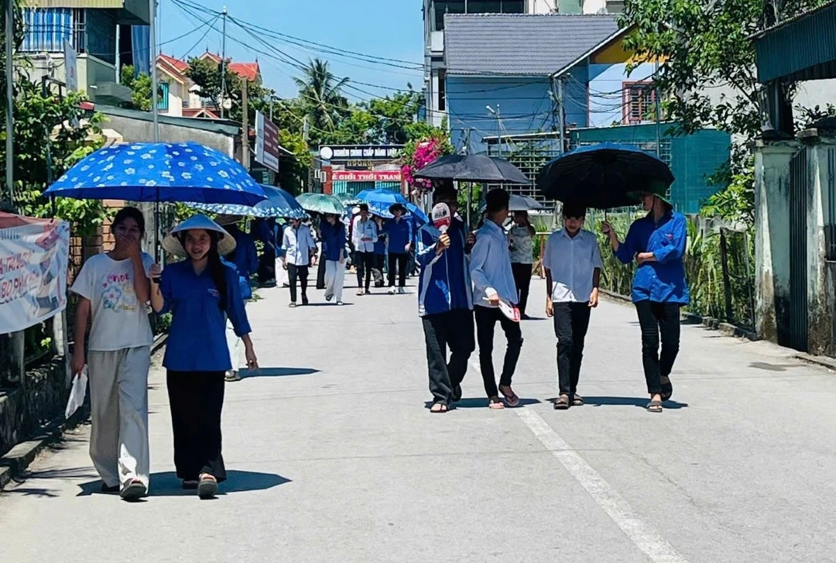 Những hình ảnh đẹp tại kỳ thi vào lớp 10 THPT công lập năm học 2026-2027