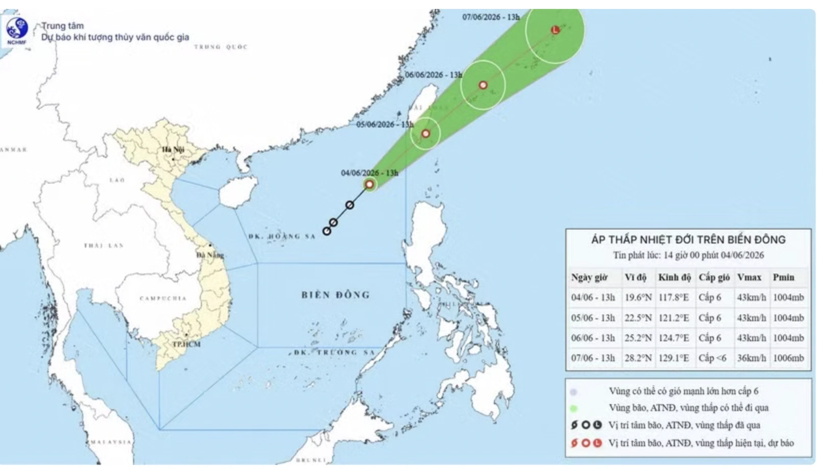 Áp thấp nhiệt đới cách đặc khu Hoàng Sa khoảng 650km