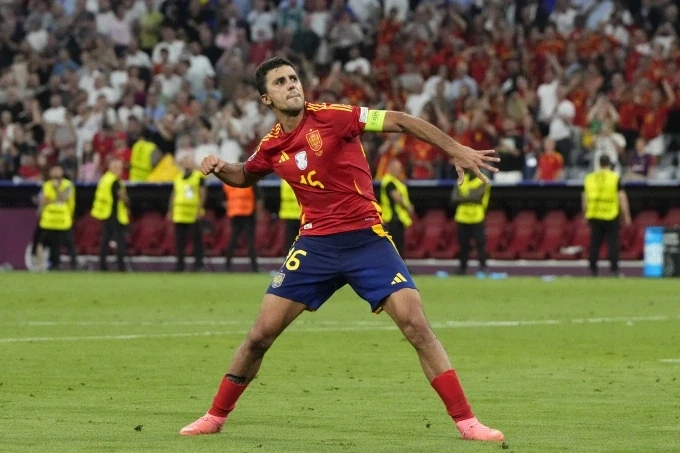 Ngôi sao gốc Việt đắt giá nhất thế giới dự World Cup 2026; Man City đối mặt làn sóng chia tay sau sự ra đi của HLV Pep Guardiola