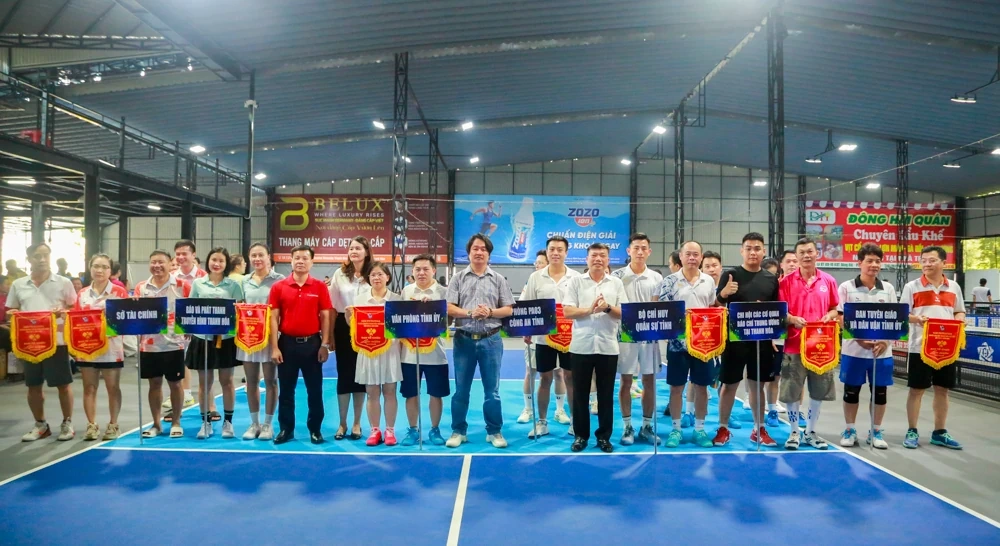 Hơn 100 VĐV tranh tài tại Giải Pickleball chào mừng kỷ niệm 101 năm Ngày Báo chí Cách mạng Việt Nam