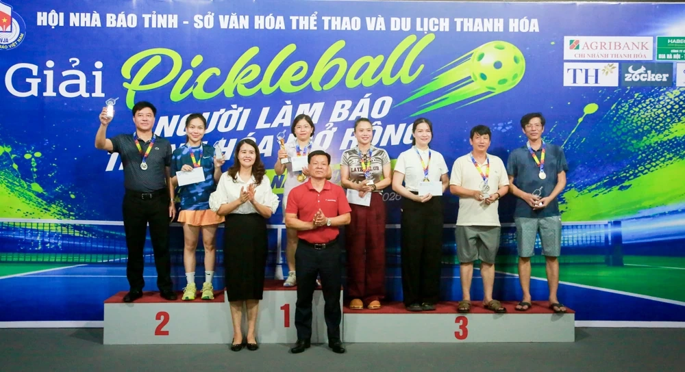 Hơn 100 VĐV tranh tài tại Giải Pickleball chào mừng kỷ niệm 101 năm Ngày Báo chí Cách mạng Việt Nam