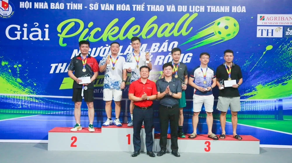 Hơn 100 VĐV tranh tài tại Giải Pickleball chào mừng kỷ niệm 101 năm Ngày Báo chí Cách mạng Việt Nam