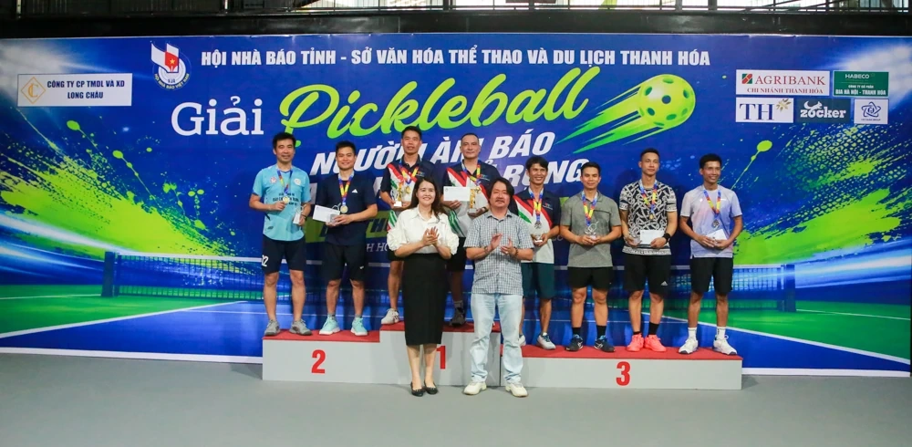 Hơn 100 VĐV tranh tài tại Giải Pickleball chào mừng kỷ niệm 101 năm Ngày Báo chí Cách mạng Việt Nam