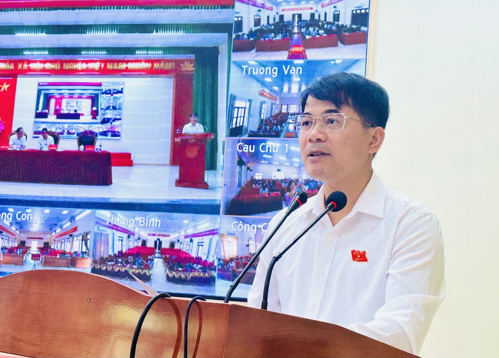 Đại biểu HĐND tỉnh tiếp xúc cử tri đơn vị bầu cử số 18