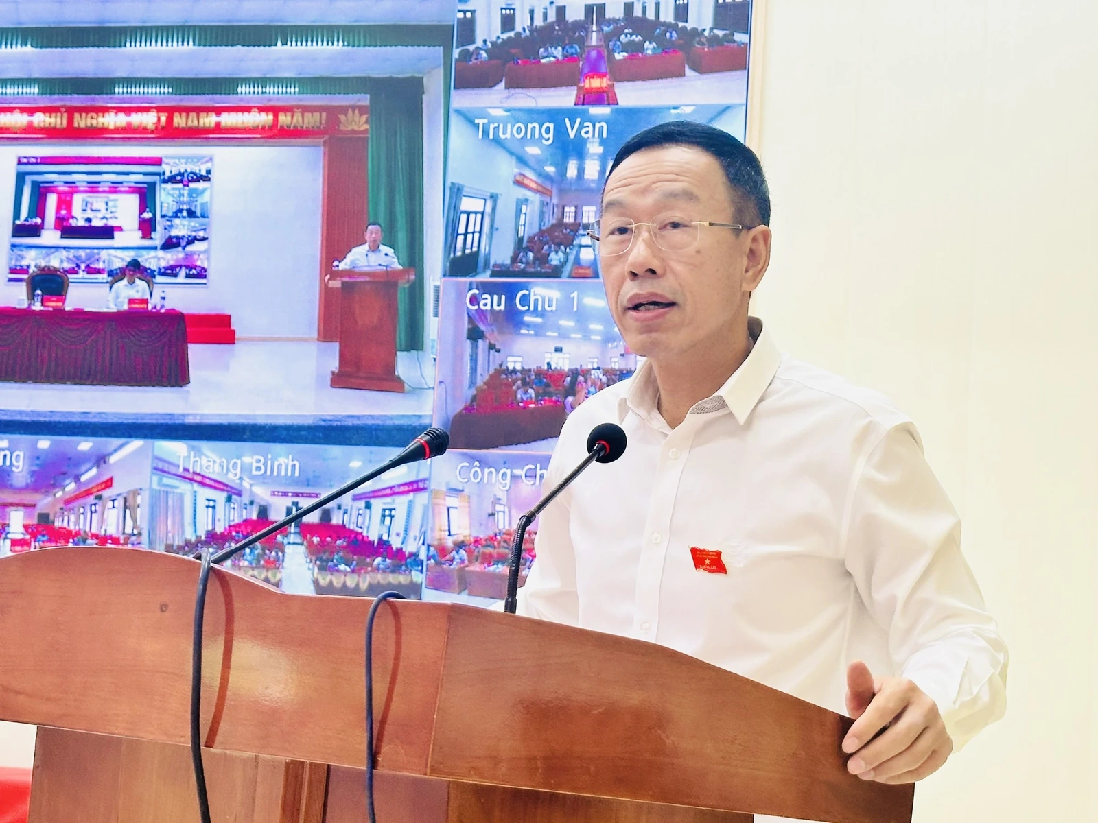 Đại biểu HĐND tỉnh tiếp xúc cử tri đơn vị bầu cử số 18