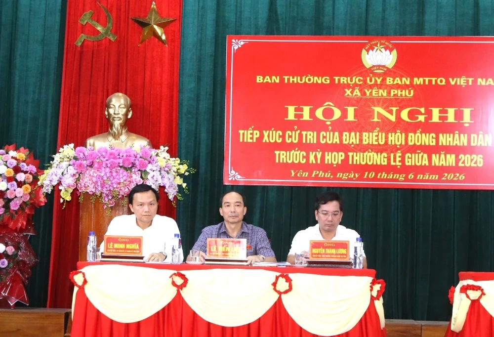 Đại biểu HĐND tỉnh tiếp xúc cử tri các xã Yên Phú, Yên Ninh