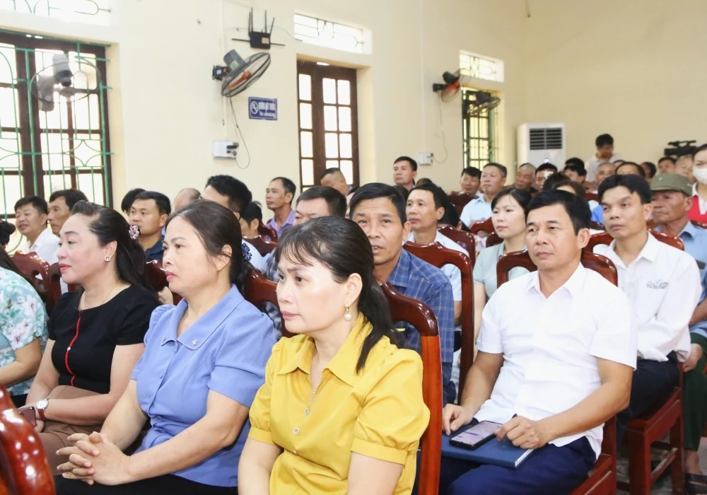Đại biểu HĐND tỉnh tiếp xúc cử tri các xã Yên Phú, Yên Ninh