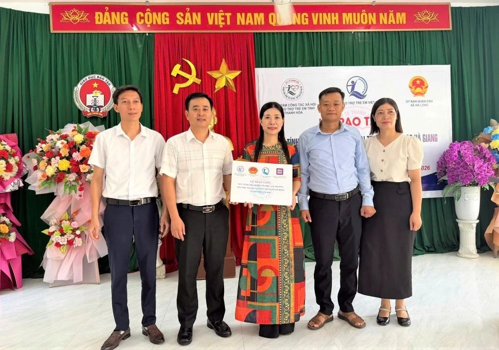 Lan tỏa yêu thương đến trẻ em có hoàn cảnh đặc biệt