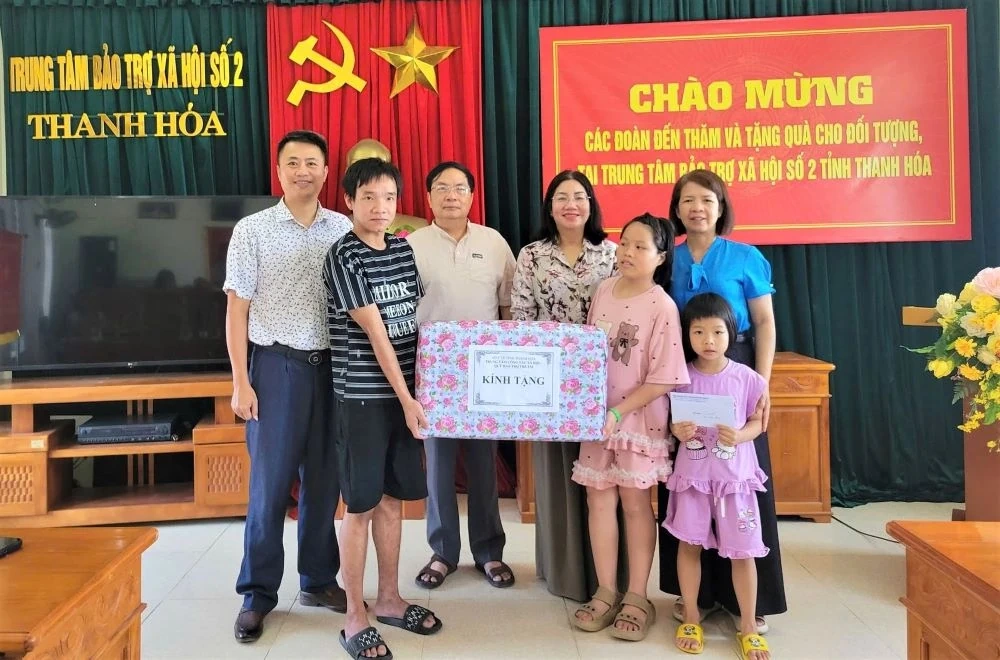 Lan tỏa yêu thương đến trẻ em có hoàn cảnh đặc biệt
