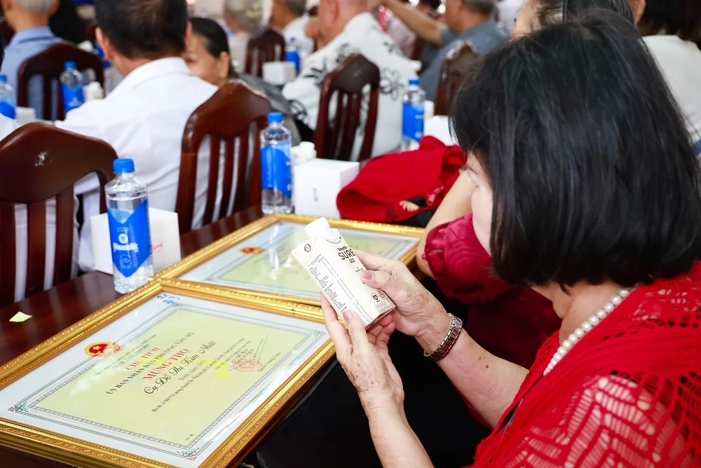 Vinamilk đón thế hệ “đồng niên” tham quan nhà máy với lời hứa chăm sóc sức khỏe bằng dinh dưỡng chất lượng