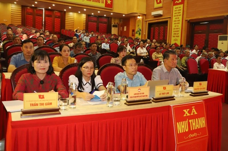 Kiến nghị hướng dẫn giải quyết chế độ cho cán bộ bán chuyên trách ở thôn sau sắp xếp