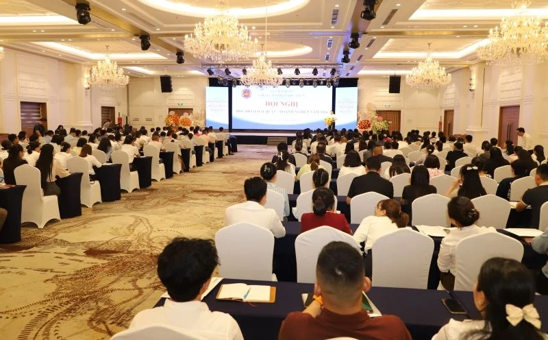 Tháo gỡ vướng mắc, khó khăn cho doanh nghiệp, thúc đẩy hoạt động xuất nhập khẩu