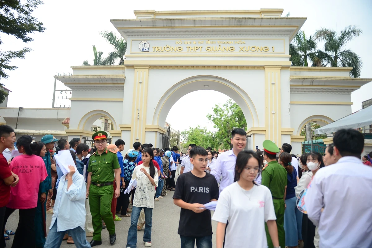 Kết thúc ngày thi đầu tiên: Thí sinh tự tin với đề Toán, sẵn sàng cho môn thi cuối cùng
