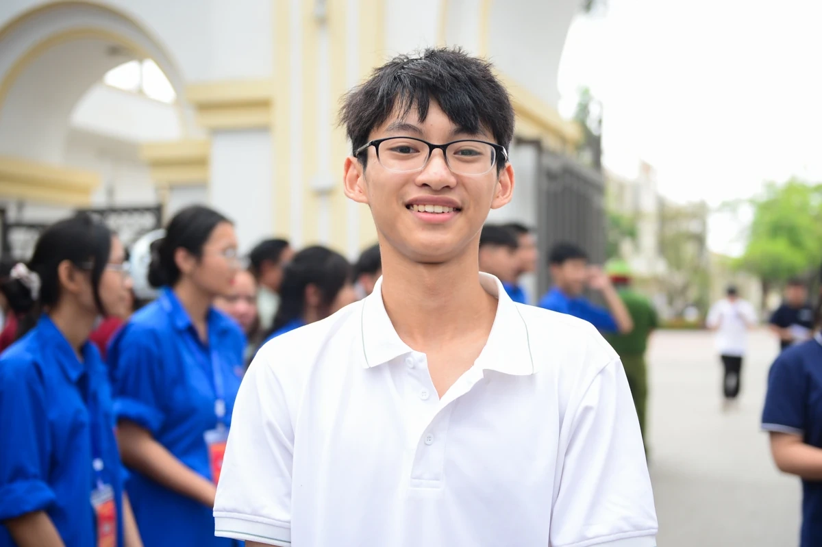 Kết thúc ngày thi đầu tiên: Thí sinh tự tin với đề Toán, sẵn sàng cho môn thi cuối cùng